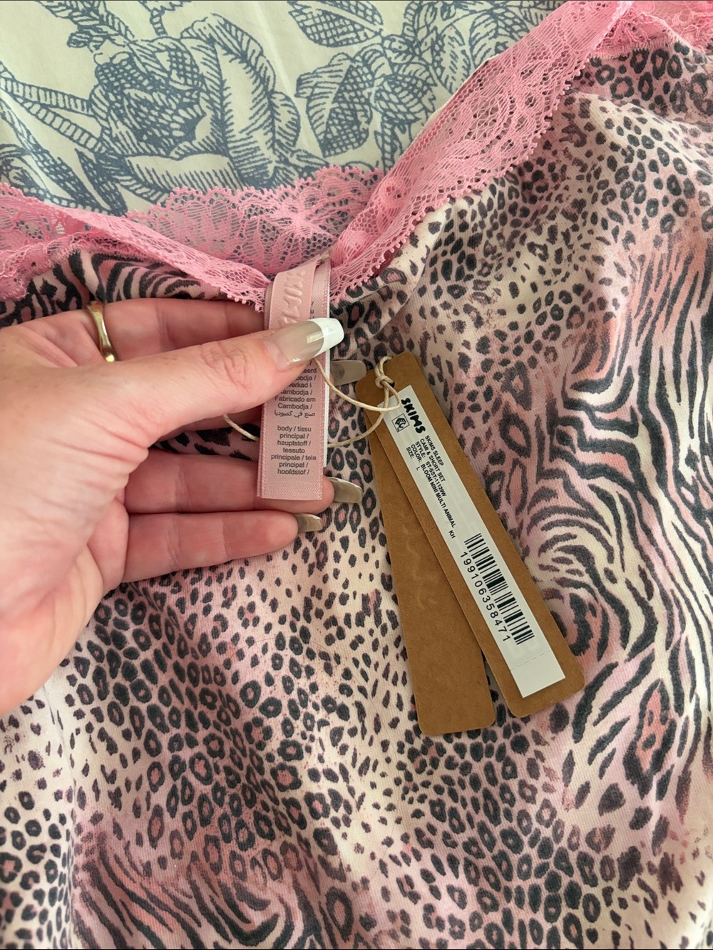 SKIMS Pink Animal-Print Lace Trim Cami & Shorts Set - Picture 2 of 4